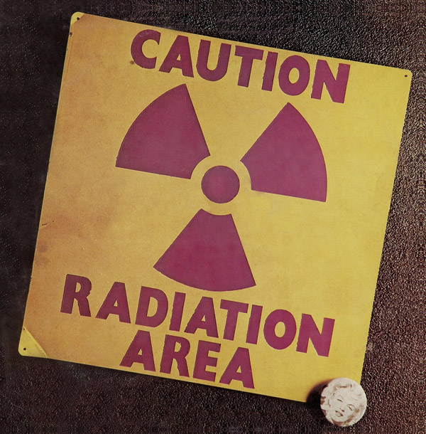 Copertina Disco Vinile 33 giri Caution Radiation Area [LP+CD] di Area
